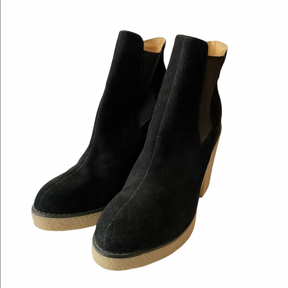 Urban Outfitters Posey Gumsole Classic Boots Boho Black Suede Upper Size 10M - Picture 5 of 11